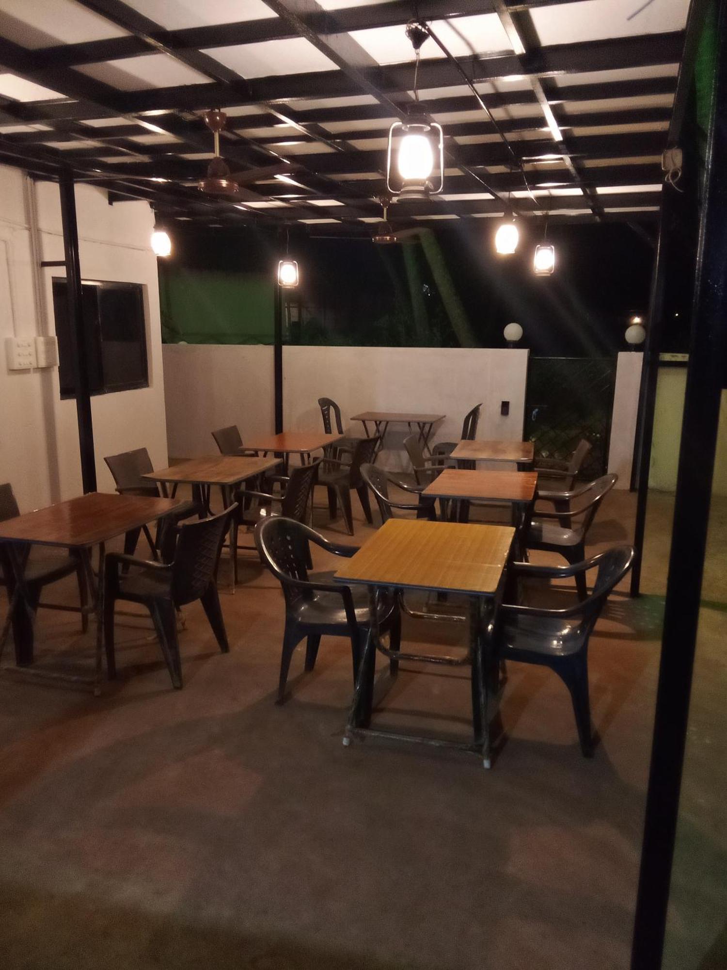 The Cool Huts Hotel 2*
